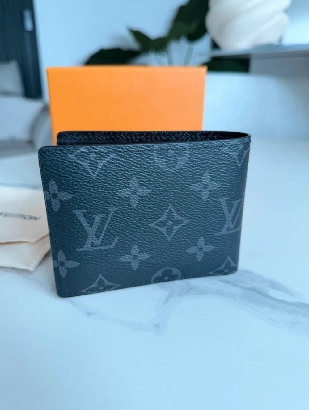 Louis Vuitton Slender Wallet - Picture 2 of 10